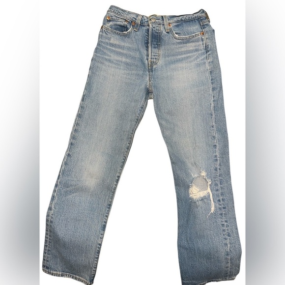 Levi's Premium Wedgie Straight Fit Women's Jeans
-Medium Wash - Picture 11 of 13